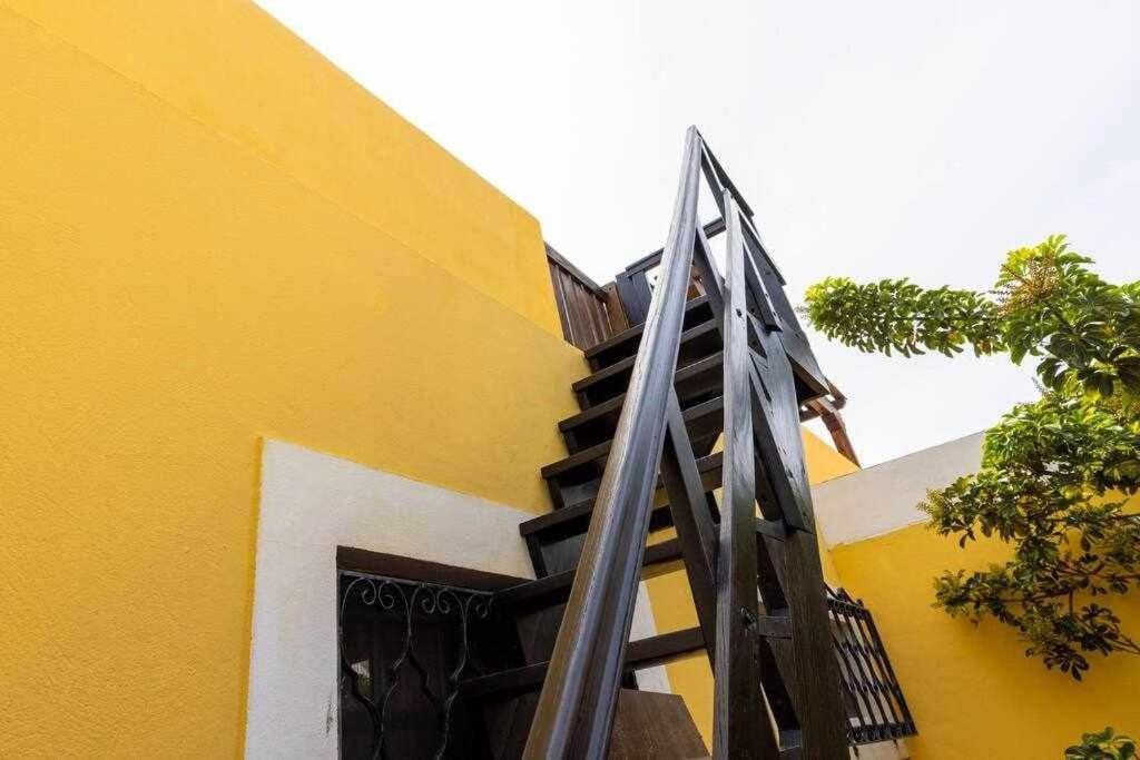 Aurora Mari Villa Your Dream Steps From The Ocean Shore กาเลตาเดฟุสเต ภายนอก รูปภาพ
