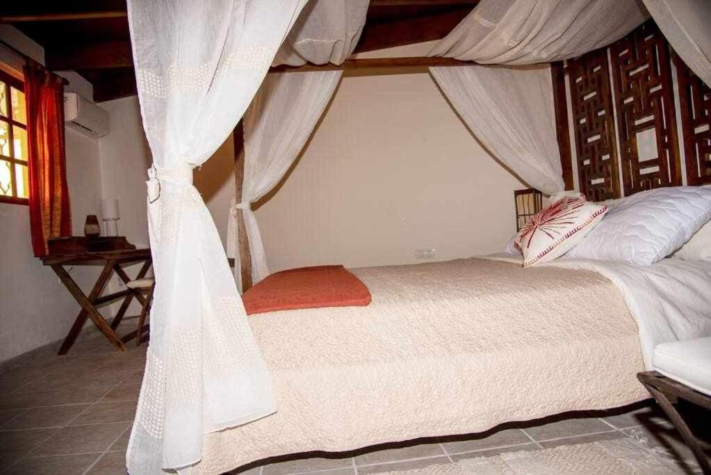 Aurora Mari Villa Your Dream Steps From The Ocean Shore กาเลตาเดฟุสเต ภายนอก รูปภาพ